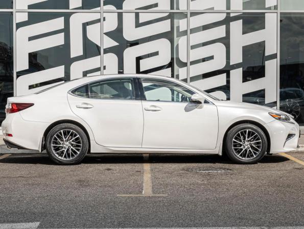 Lexus ES VI Рестайлинг с пробегом 2015 года, цена 2 440 000 рублей, 114492 км, седан, Автокод Объявления