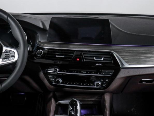 BMW 5 серии VII (G30/G31/G38) с пробегом 2017 года, цена 4 450 000 рублей, 143054 км, седан, Автокод Объявления