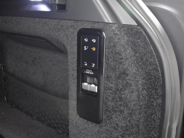 Land Rover Range Rover V с пробегом 2023 года, цена 18 300 000 рублей, 58070 км, внедорожник, Автокод Объявления