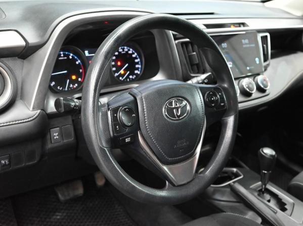 Toyota RAV4 IV (XA40) Рестайлинг с пробегом 2016 года, цена 2 440 000 рублей, 146946 км, внедорожник, Автокод Объявления