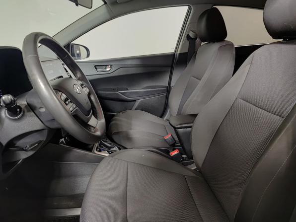 Hyundai Solaris II с пробегом 2020 года, цена 1 395 000 рублей, 141143 км, седан, Автокод Объявления