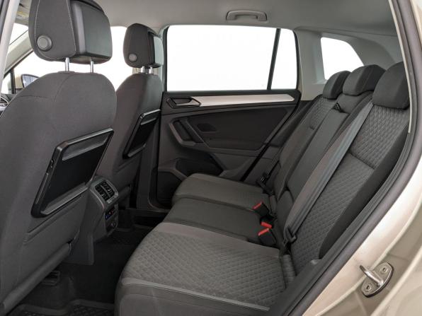 Volkswagen Tiguan II с пробегом 2017 года, цена 2 245 000 рублей, 74102 км, внедорожник, Автокод Объявления