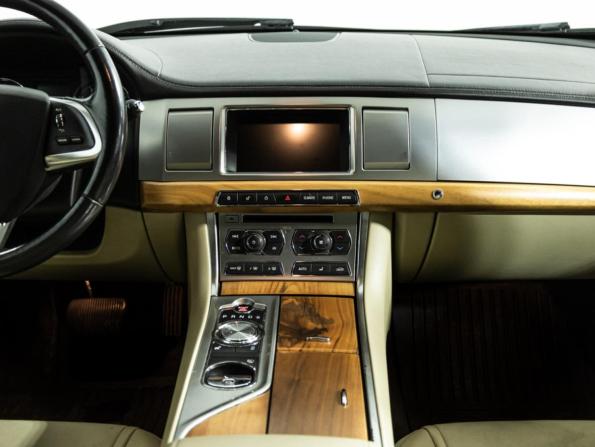Jaguar XF I Рестайлинг с пробегом 2015 года, цена 1 536 954 рубля, 159668 км, седан, Автокод Объявления