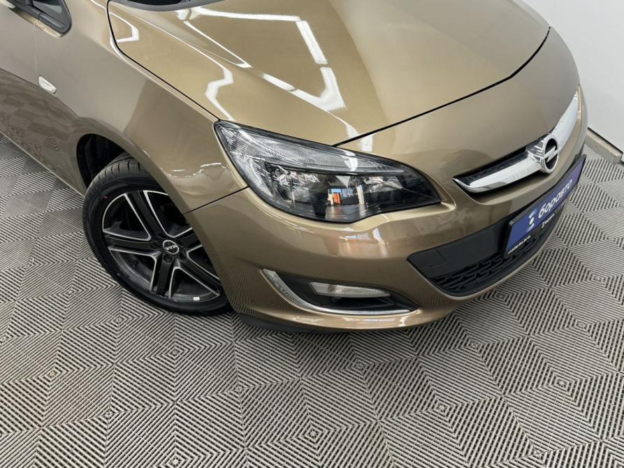 Opel Astra J Рестайлинг Воронеж  - изображение 4