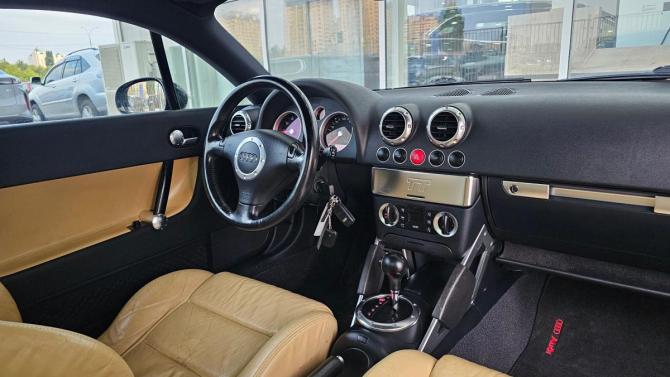 Audi TT I (8N) Рестайлинг с пробегом 2004 года, цена 899 000 рублей, 235400 км, купе, Автокод Объявления