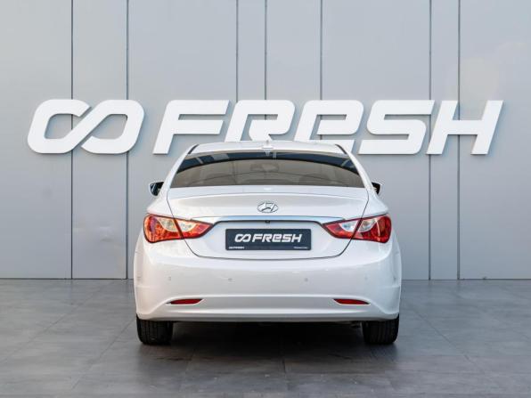 Hyundai Sonata VI (YF) с пробегом 2011 года, цена 1 280 000 рублей, 215569 км, седан, Автокод Объявления