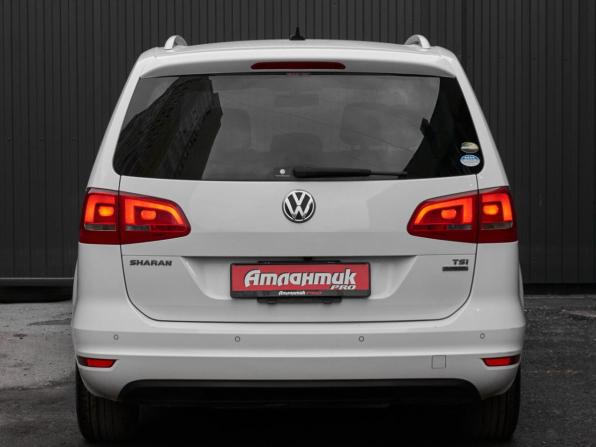 Volkswagen Sharan II с пробегом 2012 года, цена 1 350 000 рублей, 121743 км, минивэн, Автокод Объявления