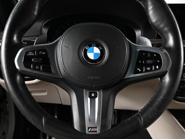 BMW 5 серии VII (G30/G31/G38) с пробегом 2019 года, цена 4 379 000 рублей, 180201 км, седан, Автокод Объявления