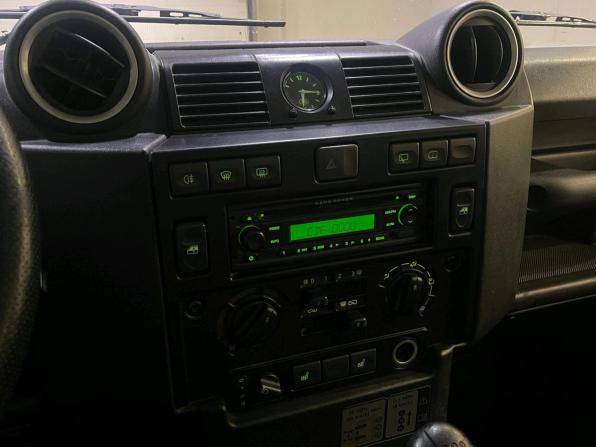 Land Rover Defender I Рестайлинг с пробегом 2007 года, цена 1 999 000 рублей, 97952 км, внедорожник, Автокод Объявления