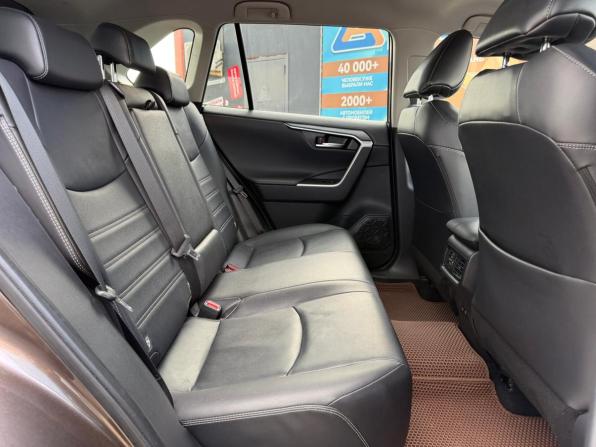 Toyota RAV4 V (XA50) с пробегом 2021 года, цена 3 330 000 рублей, 102000 км, внедорожник, Автокод Объявления