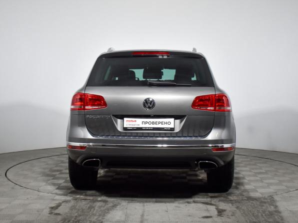 Volkswagen Touareg II Рестайлинг с пробегом 2015 года, цена 2 279 000 рублей, 238396 км, внедорожник, Автокод Объявления