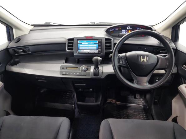 Honda Freed I с пробегом 2008 года, цена 980 000 рублей, 117000 км, компактвэн, Автокод Объявления