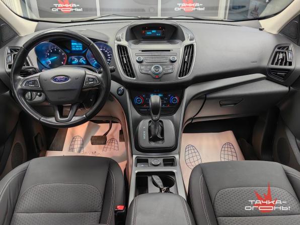 Ford Kuga II Рестайлинг с пробегом 2017 года, цена 1 748 000 рублей, 106000 км, внедорожник, Автокод Объявления