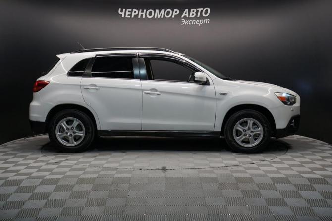 Mitsubishi ASX I с пробегом 2011 года, цена 972 000 рублей, 255706 км, внедорожник, Автокод Объявления
