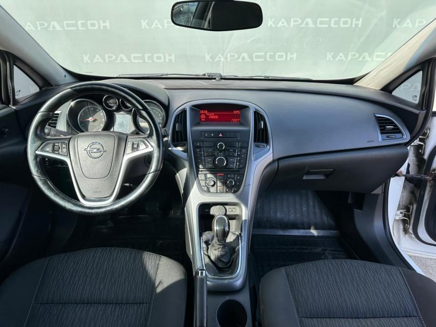 Opel Astra J Рестайлинг Екатеринбург  - изображение 6
