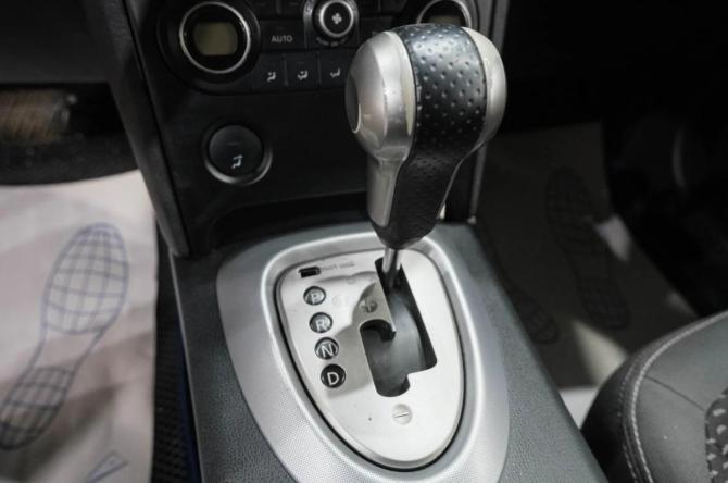 Nissan Qashqai I с пробегом 2008 года, цена 849 000 рублей, 260000 км, внедорожник, Автокод Объявления