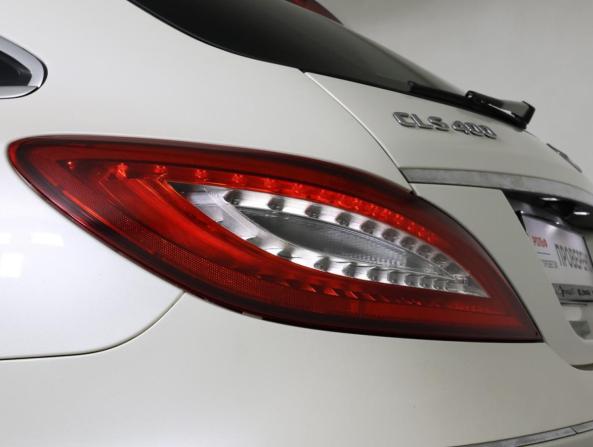 Mercedes-Benz CLS II (C218) Рестайлинг с пробегом 2017 года, цена 2 725 118 рублей, 133123 км, универсал, Автокод Объявления