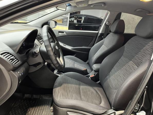 Hyundai Solaris I Рестайлинг с пробегом 2015 года, цена 940 000 рублей, 110685 км, седан, Автокод Объявления