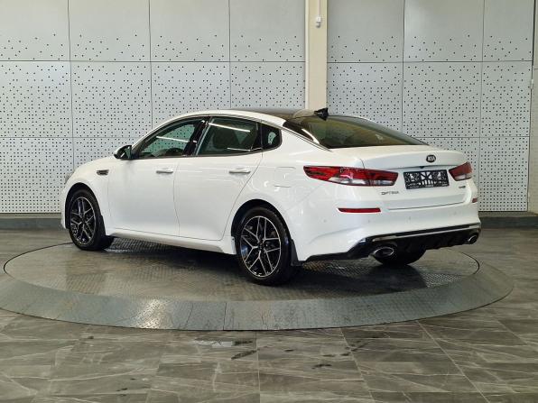 Kia Optima IV Рестайлинг с пробегом 2018 года, цена 870 000 рублей, 108649 км, седан, Автокод Объявления