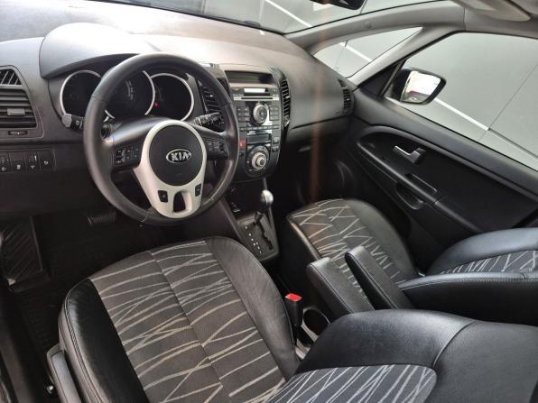 Kia Venga I с пробегом 2013 года, цена 1 099 000 рублей, 109571 км, компактвэн, Автокод Объявления