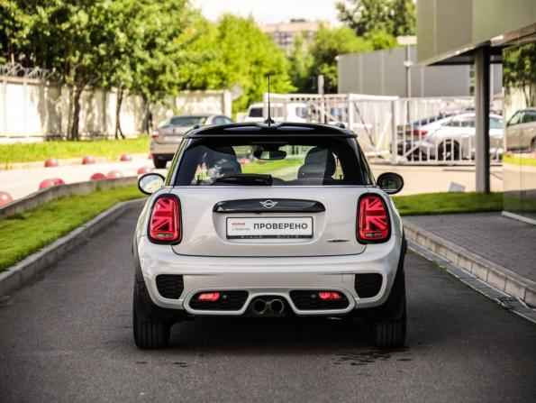 Mini Hatch III (F55/F56) Рестайлинг с пробегом 2020 года, цена 3 199 000 рублей, 51926 км, хэтчбек, Автокод Объявления