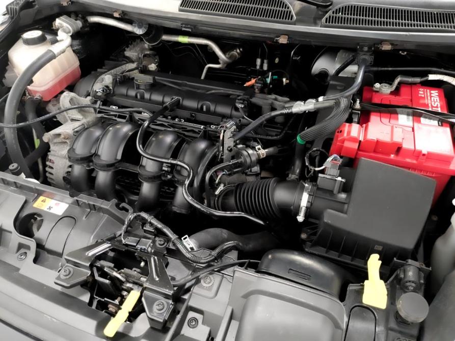 Ford Fiesta Mk6 Рестайлинг Санкт-Петербург  - изображение 9