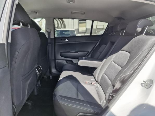 Kia Sportage IV Рестайлинг с пробегом 2018 года, цена 2 259 000 рублей, 80438 км, внедорожник, Автокод Объявления