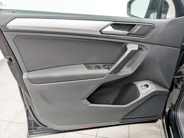 Volkswagen Tiguan II с пробегом 2020 года, цена 2 690 000 рублей, 137900 км, внедорожник, Автокод Объявления