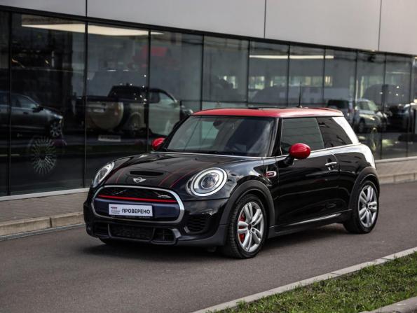 Mini Hatch III (F55/F56) с пробегом 2016 года, цена 1 989 000 рублей, 194590 км, хэтчбек, Автокод Объявления