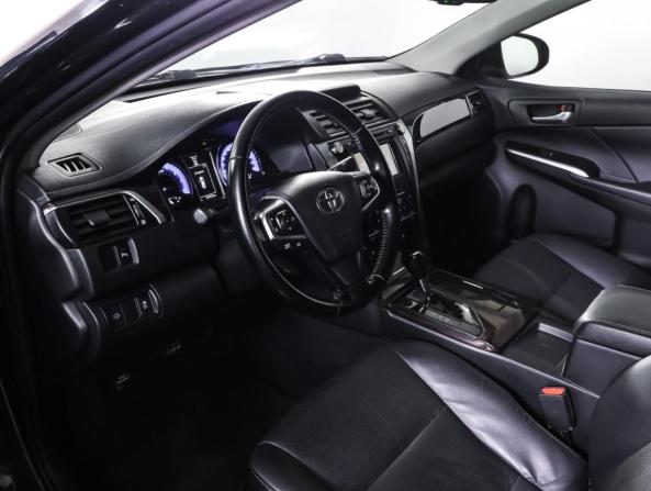 Toyota Camry VII (XV50) Рестайлинг с пробегом 2015 года, цена 2 198 000 рублей, 79702 км, седан, Автокод Объявления
