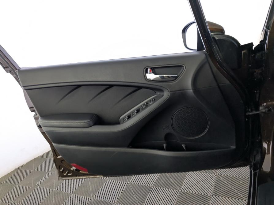 Kia Cerato III Рестайлинг (Classic) Москва  - изображение 17