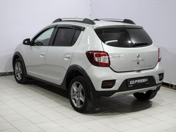 Renault Sandero II Рестайлинг с пробегом 2019 года, цена 1 099 000 рублей, 65986 км, хэтчбек, Автокод Объявления