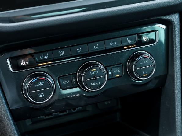 Volkswagen Tiguan II с пробегом 2019 года, цена 2 599 000 рублей, 111866 км, внедорожник, Автокод Объявления