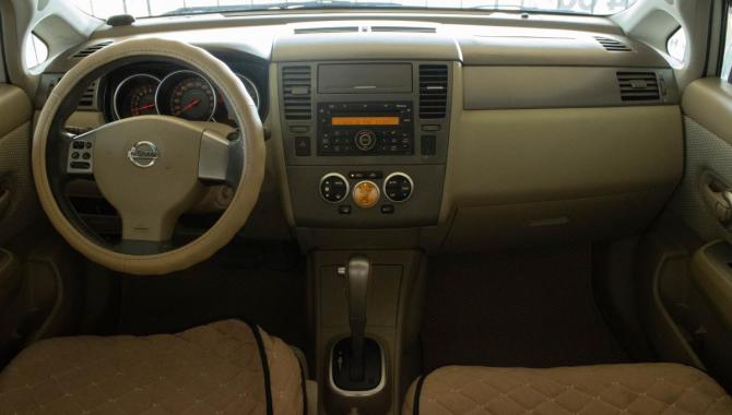 Nissan Tiida I с пробегом 2008 года, цена 629 000 рублей, 262144 км, хэтчбек, Автокод Объявления