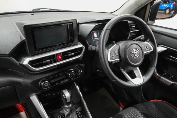 Toyota Raize I с пробегом 2020 года, цена 1 499 000 рублей, 92000 км, внедорожник, Автокод Объявления