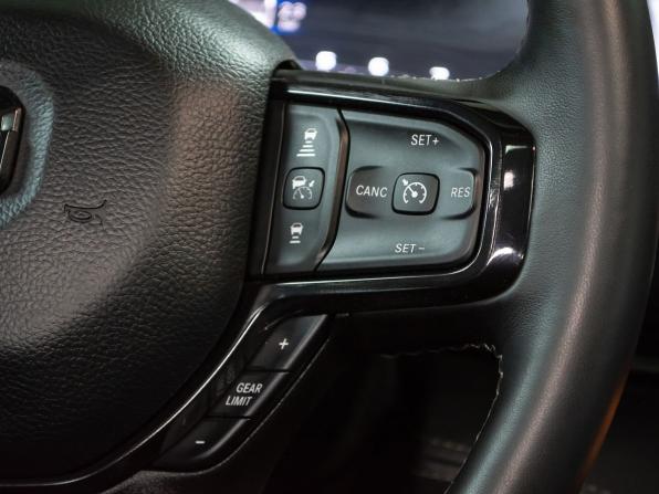 Ram 1500 V с пробегом 2023 года, цена 10 499 000 рублей, 15062 км, offers.body_type.unknown, Автокод Объявления