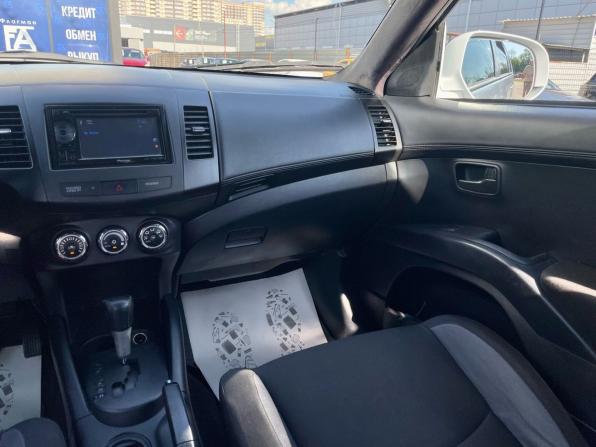 Mitsubishi Outlander II Рестайлинг с пробегом 2010 года, цена 1 185 000 рублей, 187380 км, внедорожник, Автокод Объявления