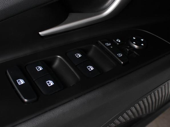 Hyundai Elantra VII (CN7) Рестайлинг с пробегом 2024 года, цена 2 190 000 рублей, 17824 км, седан, Автокод Объявления