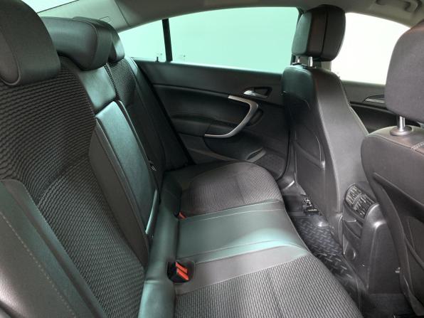 Opel Insignia I Рестайлинг с пробегом 2014 года, цена 920 000 рублей, 190000 км, седан, Автокод Объявления