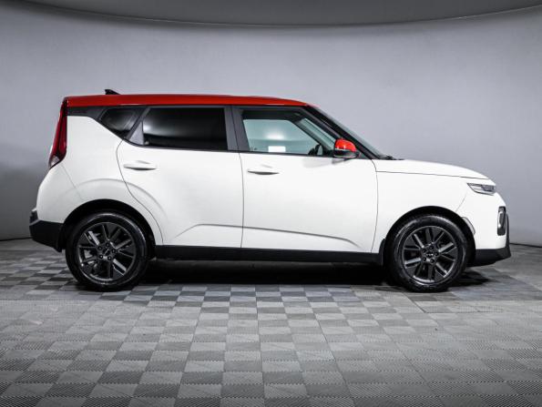 Kia Soul III с пробегом 2021 года, цена 2 199 000 рублей, 42400 км, хэтчбек, Автокод Объявления