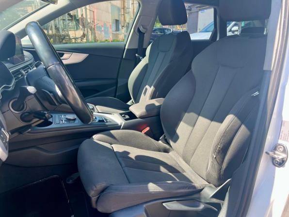 Audi A4 V (B9) с пробегом 2018 года, цена 1 999 000 рублей, 228000 км, универсал, Автокод Объявления