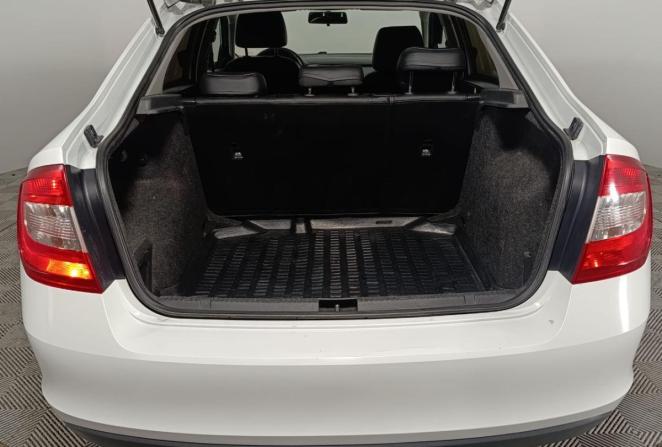 Skoda Rapid I с пробегом 2016 года, цена 720 000 рублей, 267714 км, лифтбек, Автокод Объявления