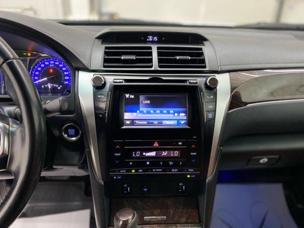 Toyota Camry VII (XV50) Рестайлинг с пробегом 2016 года, цена 1 695 000 рублей, 155970 км, седан, Автокод Объявления
