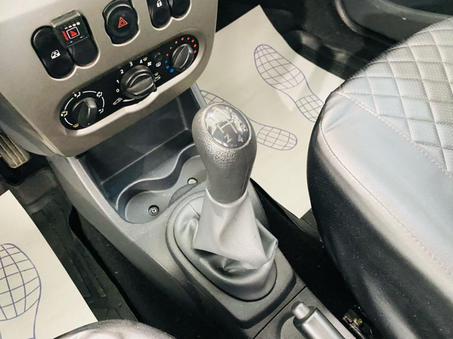 Renault Sandero I Миасс  - изображение 17
