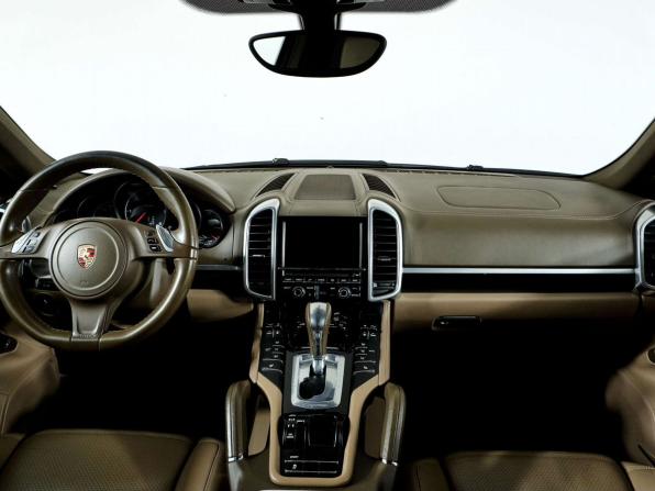 Porsche Cayenne II (958) с пробегом 2014 года, цена 2 598 000 рублей, 252538 км, внедорожник, Автокод Объявления