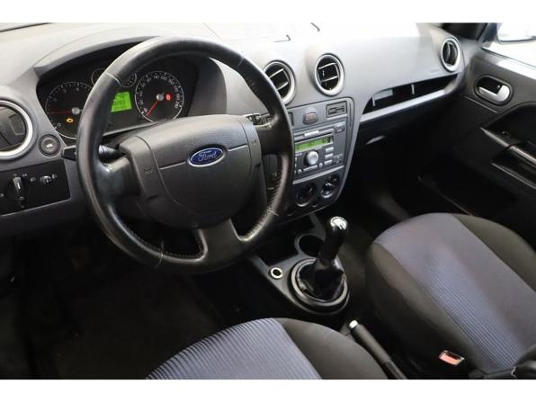 Ford Fusion I Рестайлинг с пробегом 2007 года, цена 579 000 рублей, 124403 км, хэтчбек, Автокод Объявления