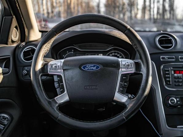 Ford Mondeo IV Рестайлинг с пробегом 2013 года, цена 754 000 рублей, 337745 км, седан, Автокод Объявления