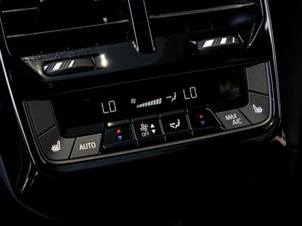 BMW iX I (I20) с пробегом 2021 года, цена 7 155 000 рублей, 33661 км, внедорожник, Автокод Объявления