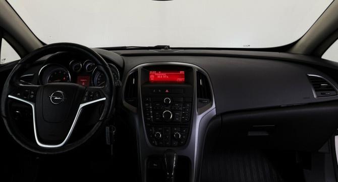 Opel Astra J Рестайлинг с пробегом 2014 года, цена 850 000 рублей, 127337 км, хэтчбек, Автокод Объявления