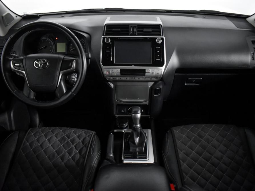 Toyota Land Cruiser Prado 150 Series Рестайлинг 2 Санкт-Петербург  - изображение 15